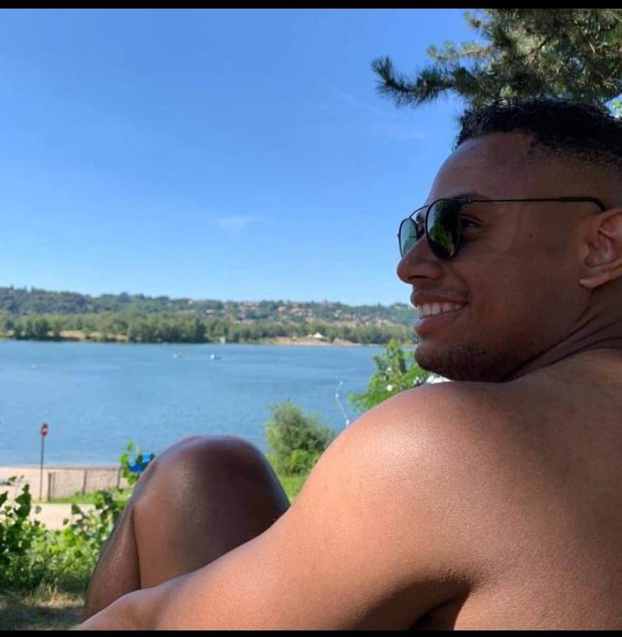 Pépin - Gay male à Luthern Profil de Pépin, 39 ans, Gay male à Luthern (Lucerne)