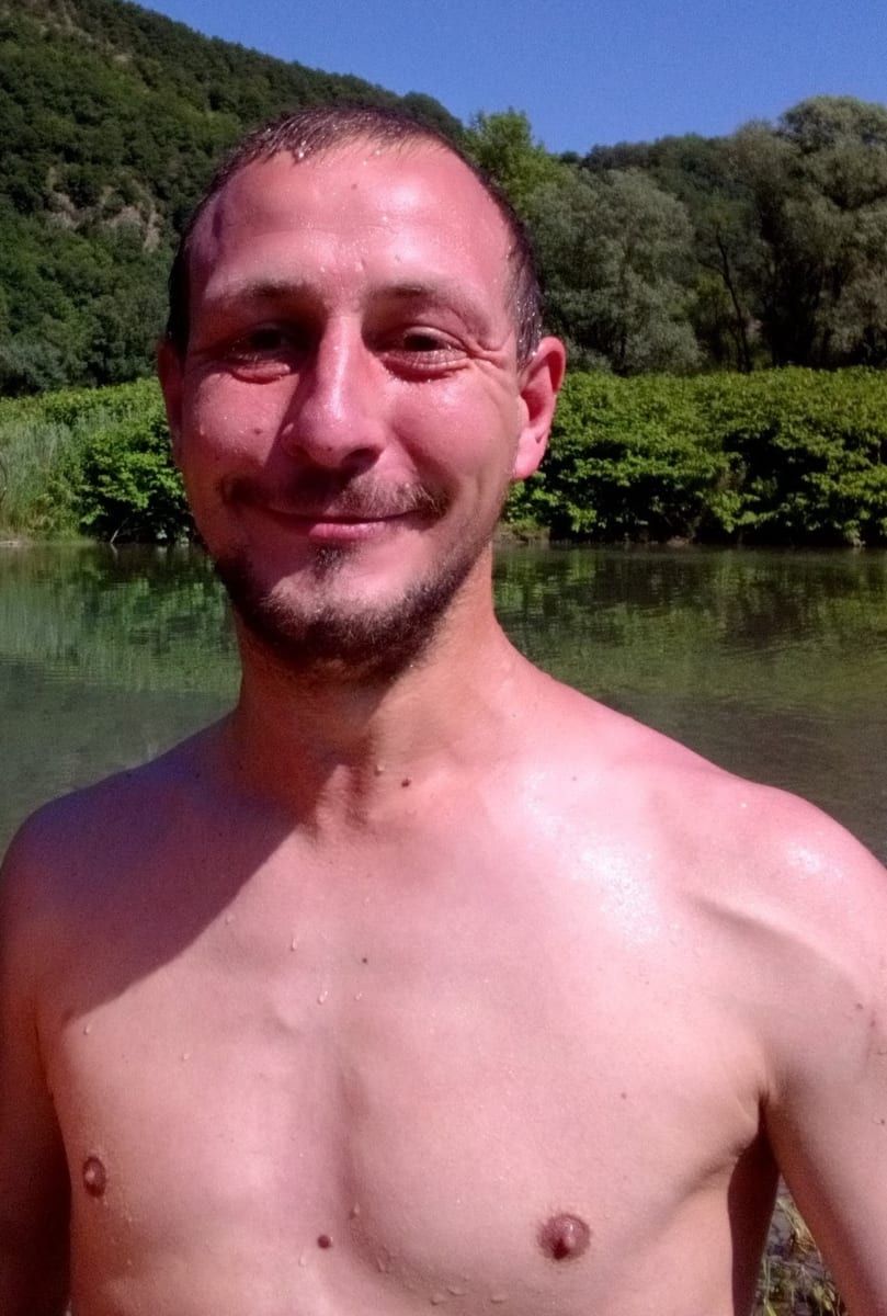 Tidiane - Gay male à Bondo Profil de Tidiane, 39 ans, Gay male à Bondo (Grisons)