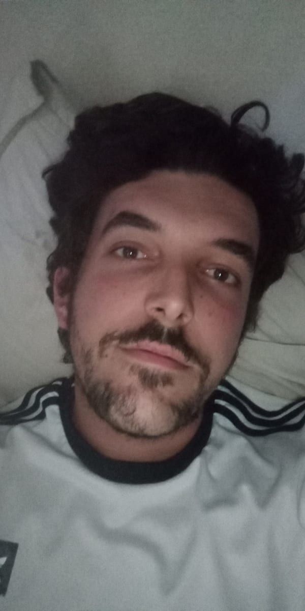Profil de Irvin, 40 ans, Gay male à Detligen (Berne)