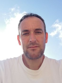 Hayoub - Gay male à Dalin Profil de Hayoub, 40 ans, Gay male à Dalin (Grisons)