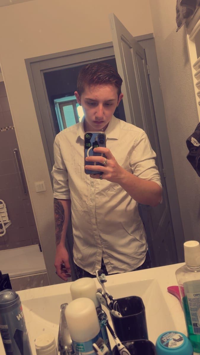 Profil de Momo, 24 ans, Gay male à Wollerau (Schwytz)