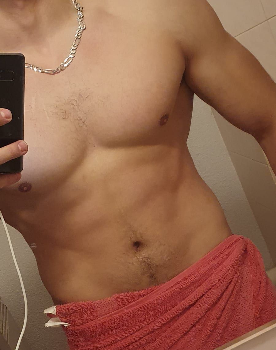 Juan-miguel - Gay male à Danis Profil de Juan-miguel, 25 ans, Gay male à Danis (Grisons)