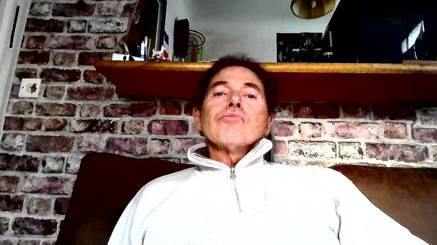 Profil de Farhane, 43 ans, Gay male à Cortébert (Berne)