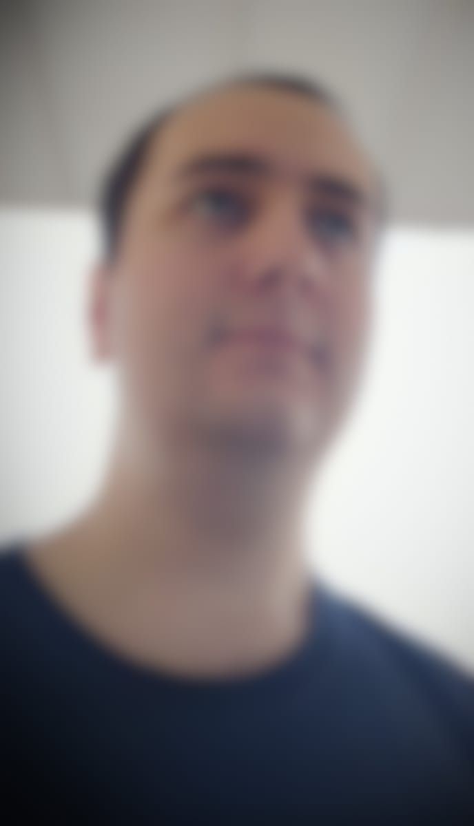 Bara - Gay male à Bondo Profil de Bara, 32 ans, Gay male à Bondo (Grisons)