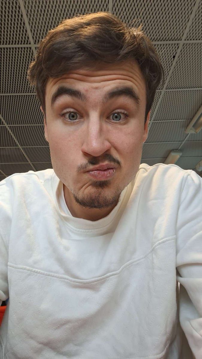 Bertil - Gay male à Rona Profil de Bertil, 45 ans, Gay male à Rona (Grisons)