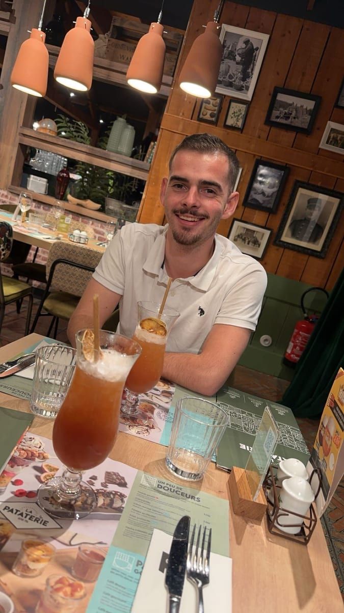 Tunahan - Gay male à Bever Profil de Tunahan, 36 ans, Gay male à Bever (Grisons)
