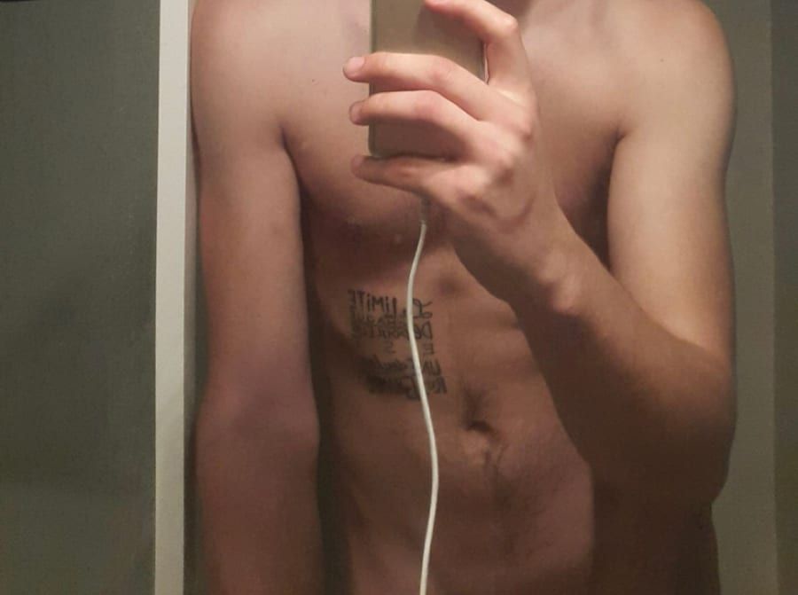Profil de Abid, 22 ans, Gay male à Dongio (Tessin)