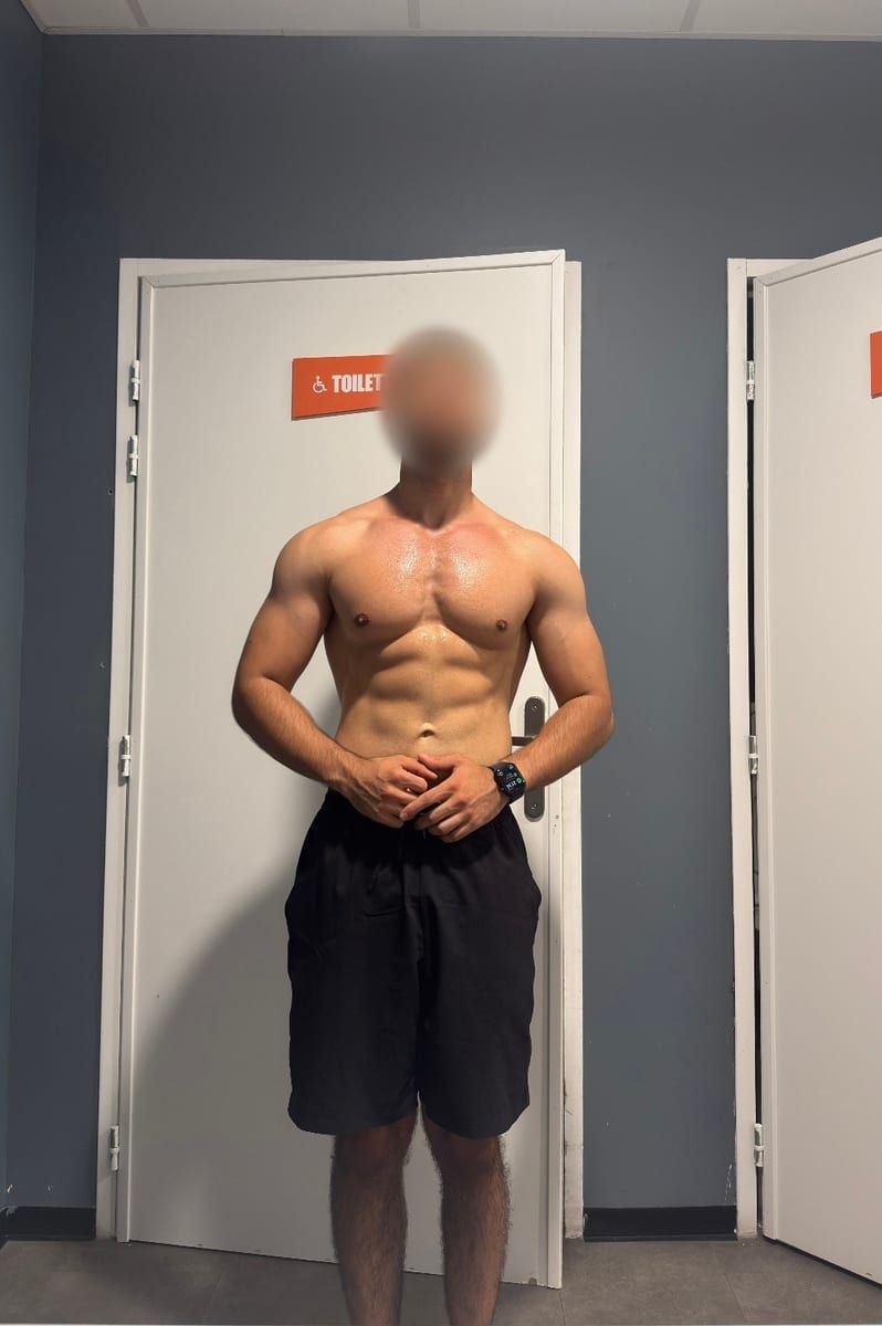 Aslane - Gay male à Andiast Profil de Aslane, 32 ans, Gay male à Andiast (Grisons)