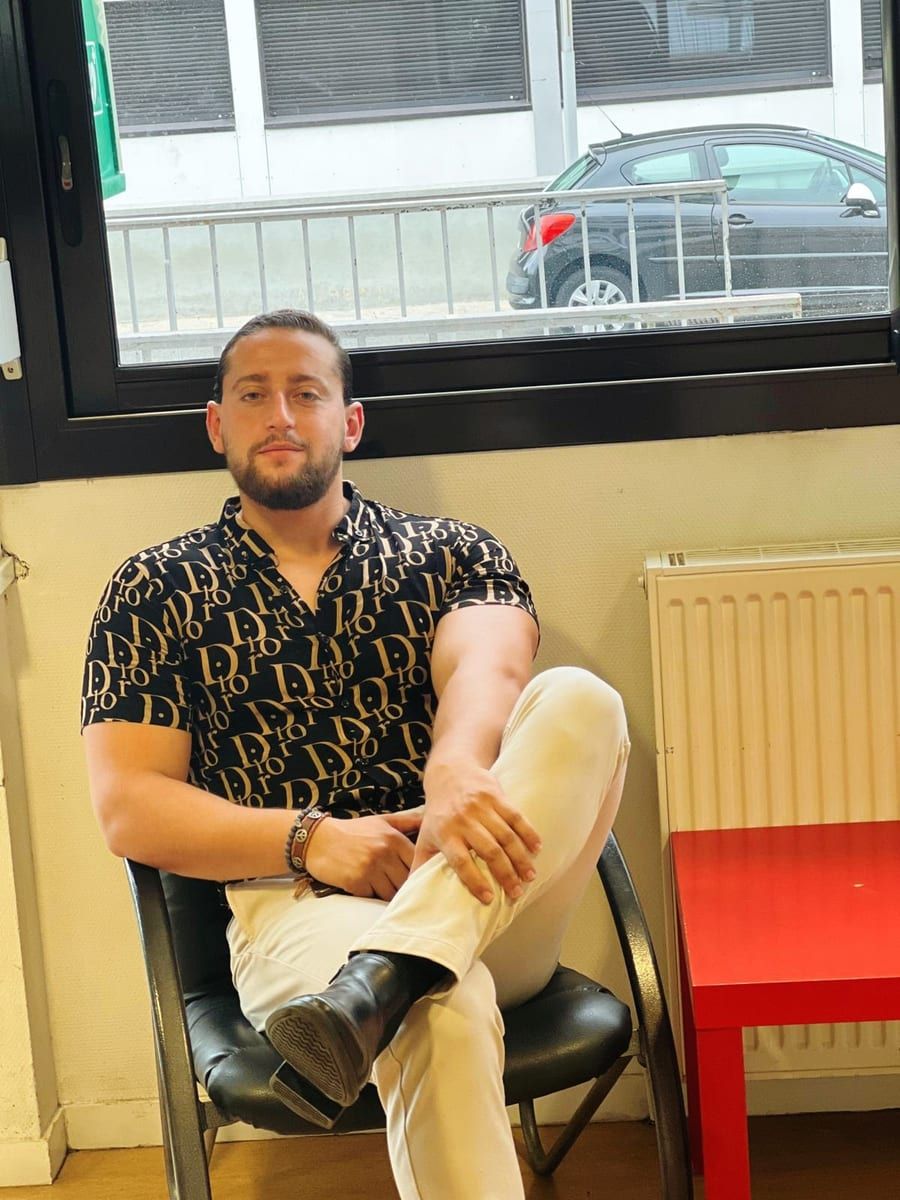 Profil de Paco, 29 ans, Gay male à Wavre (Neuchâtel)
