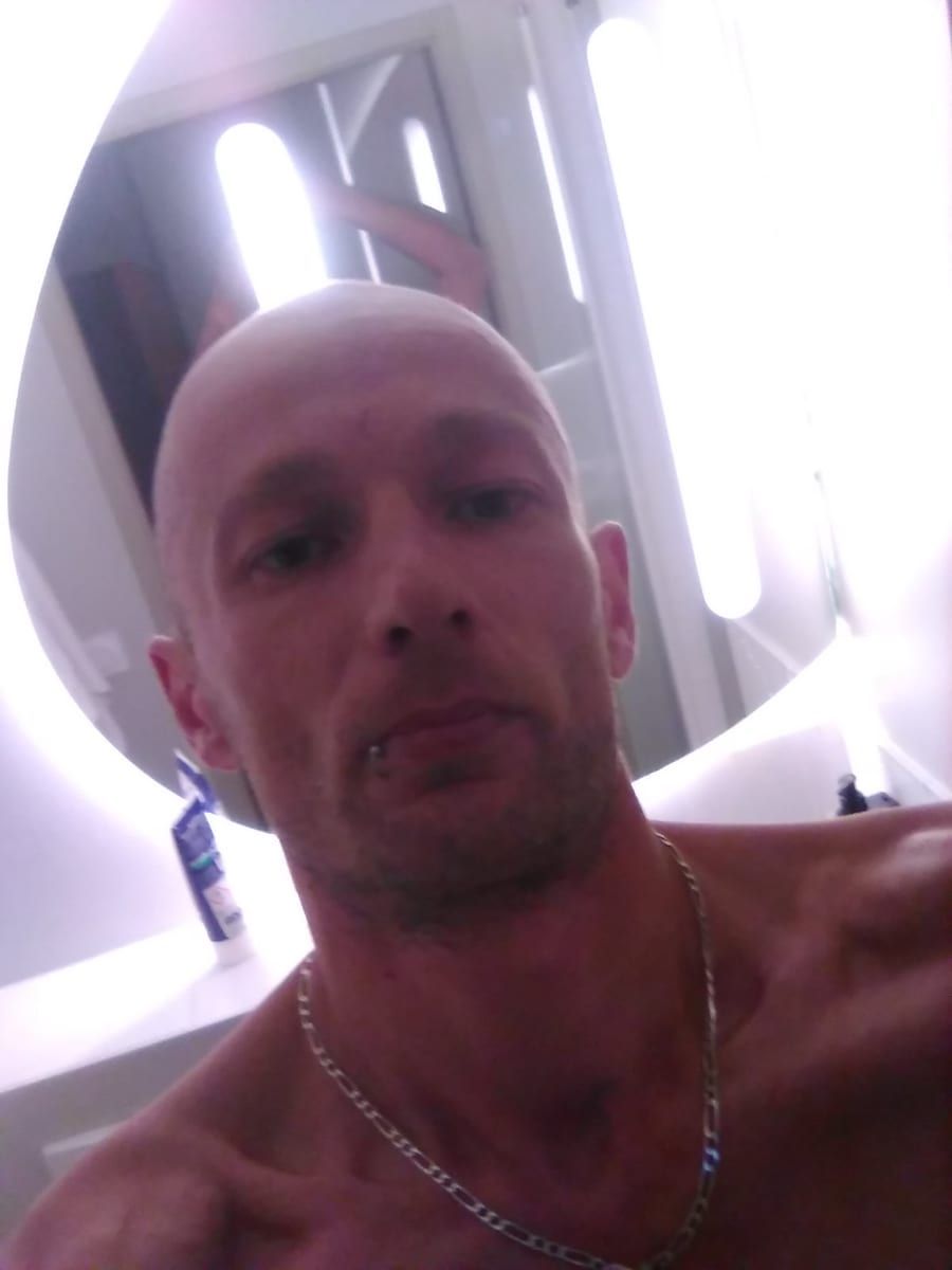 Profil de Lucka, 33 ans, Gay male à Wilchingen (Schaffhouse)