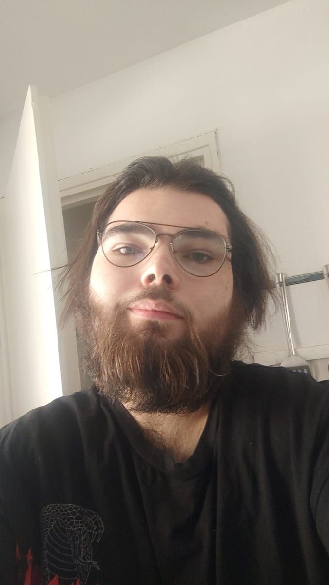 Abdelmajide - Gay male à Bever Profil de Abdelmajide, 36 ans, Gay male à Bever (Grisons)