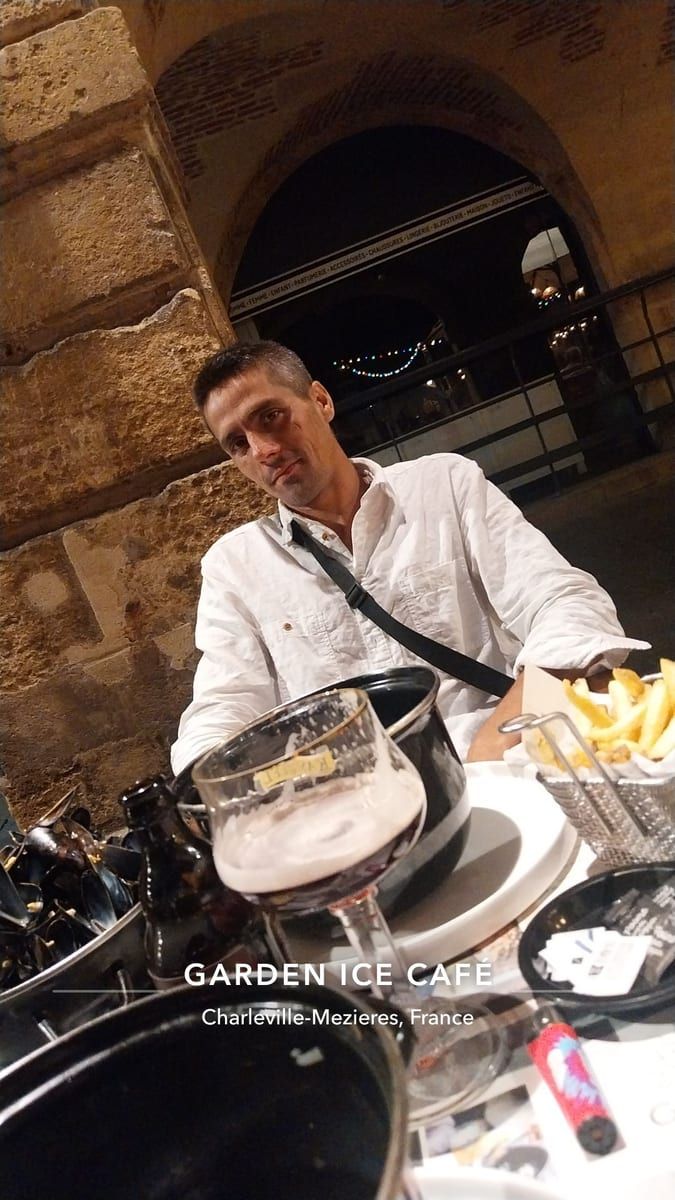 Pasqualino - Gay male à Luthern Profil de Pasqualino, 30 ans, Gay male à Luthern (Lucerne)