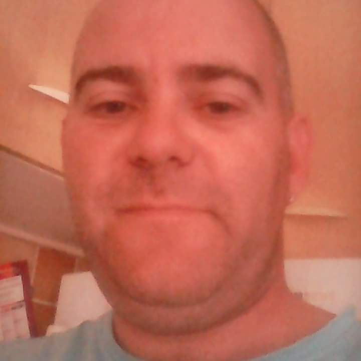 Nahed - Gay male à Riom Profil de Nahed, 27 ans, Gay male à Riom (Grisons)