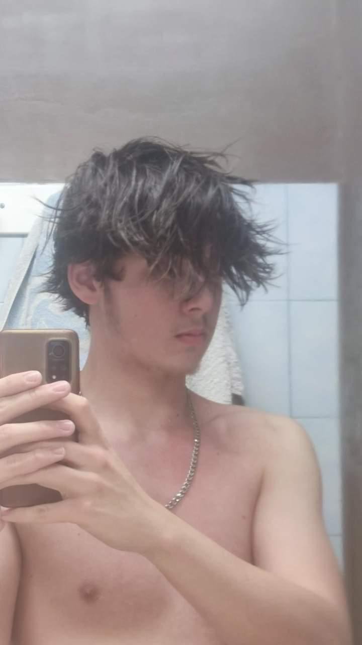 Driss - Gay male à Bex Profil de Driss, 29 ans, Gay male à Bex (Vaud)