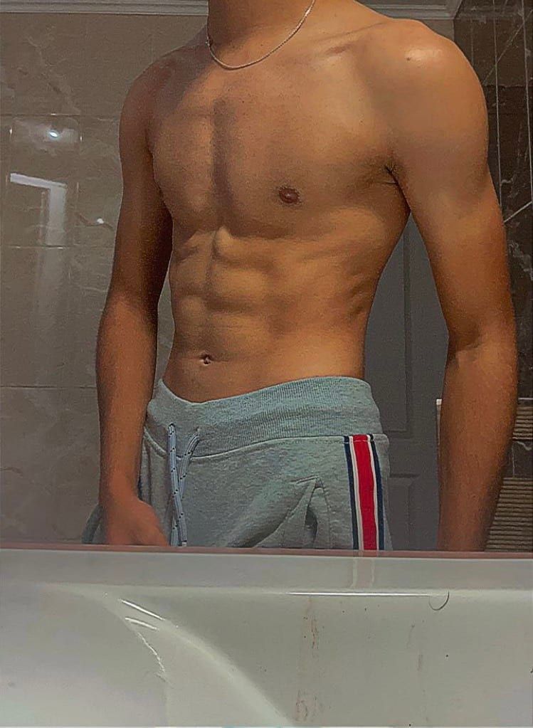 Kevine - Gay male à Zürich Profil de Kevine, 26 ans, Gay male à Zürich (Zurich)