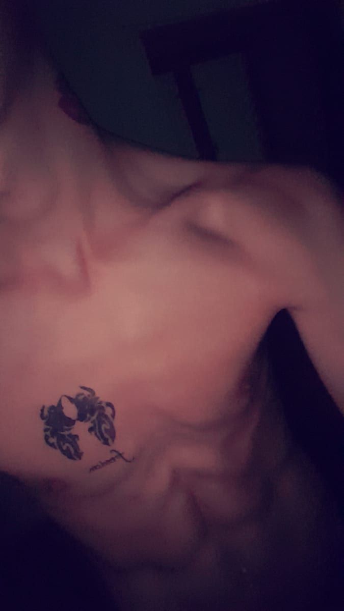 Fidèle - Gay male à Killwangen Profil de Fidèle, 23 ans, Gay male à Killwangen (Argovie)