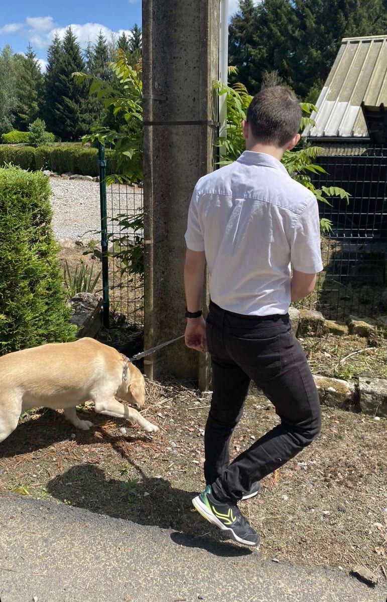 Julen - Gay male à Ebnet Profil de Julen, 38 ans, Gay male à Ebnet (Lucerne)