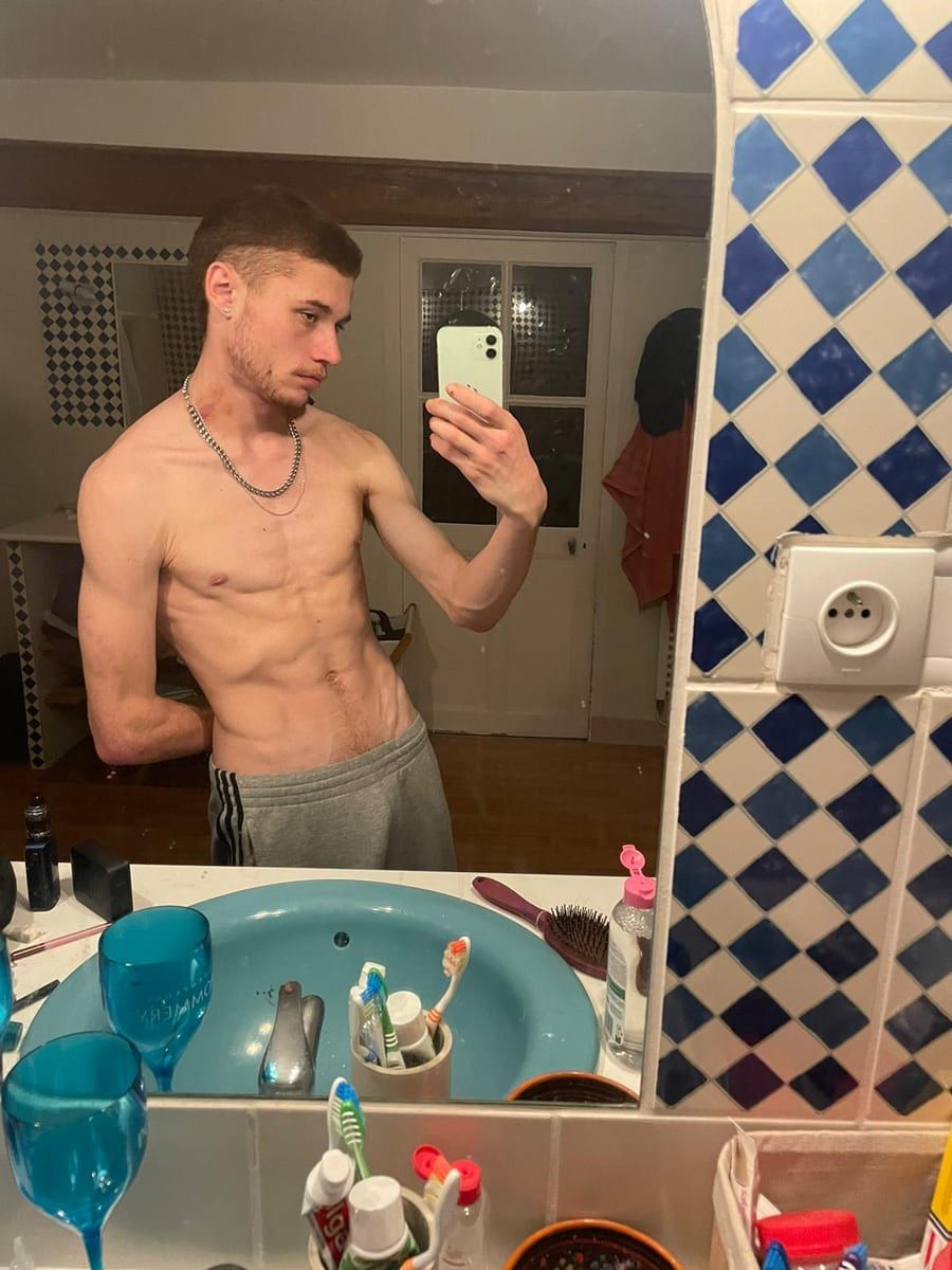 Profil de Mewen, 24 ans, Gay male à Bâle (Bâle-Ville)
