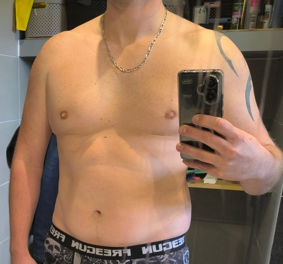 Andrew - Gay male à Ftan Profil de Andrew, 29 ans, Gay male à Ftan (Grisons)