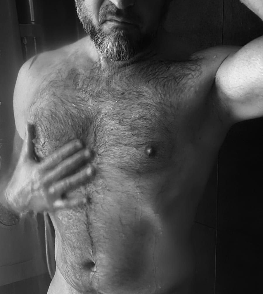 Alonso - Gay male à Puplinge Profil de Alonso, 40 ans, Gay male à Puplinge (Genève)