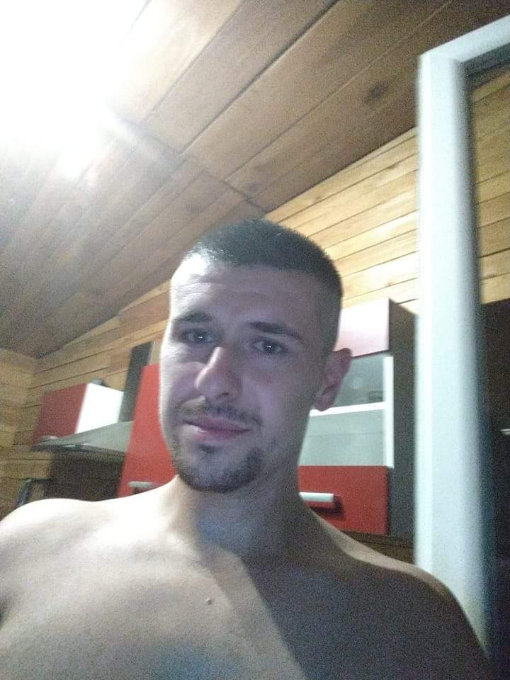 Profil de Alexei, 27 ans, Gay male à St. Niklausen OW (Obwald)