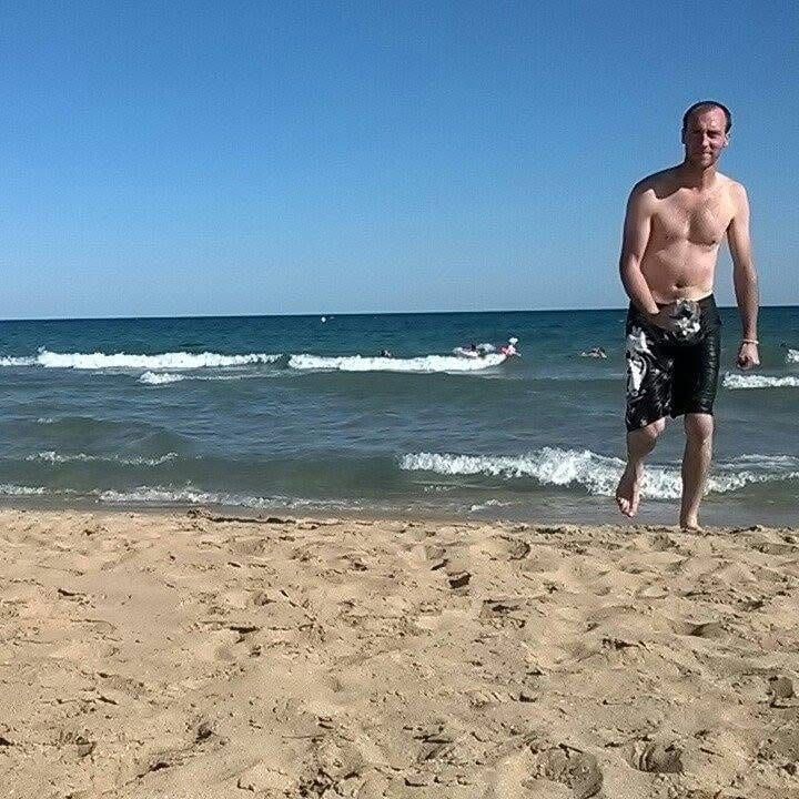 Lukas - Gay male à Dalin Profil de Lukas, 42 ans, Gay male à Dalin (Grisons)