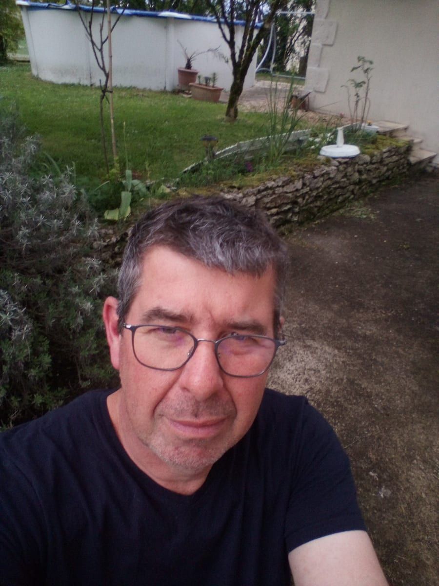 Profil de Raihan, 45 ans, Gay male à Châtelaine (Genève)