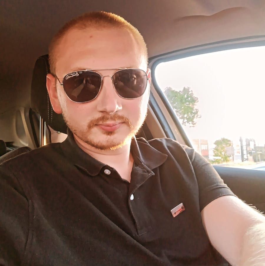 Hachimi - Gay male à Eigergletscher Profil de Hachimi, 32 ans, Gay male à Eigergletscher (Berne)