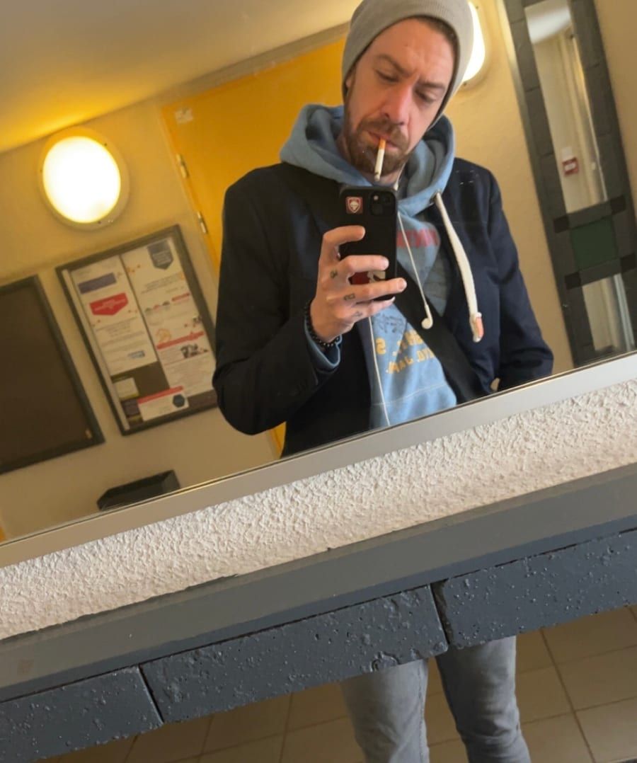 Riza - Gay male à Mastrils Profil de Riza, 23 ans, Gay male à Mastrils (Grisons)