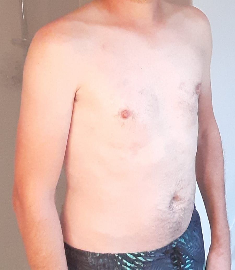 Ryade - Gay male à Braggio Profil de Ryade, 23 ans, Gay male à Braggio (Grisons)