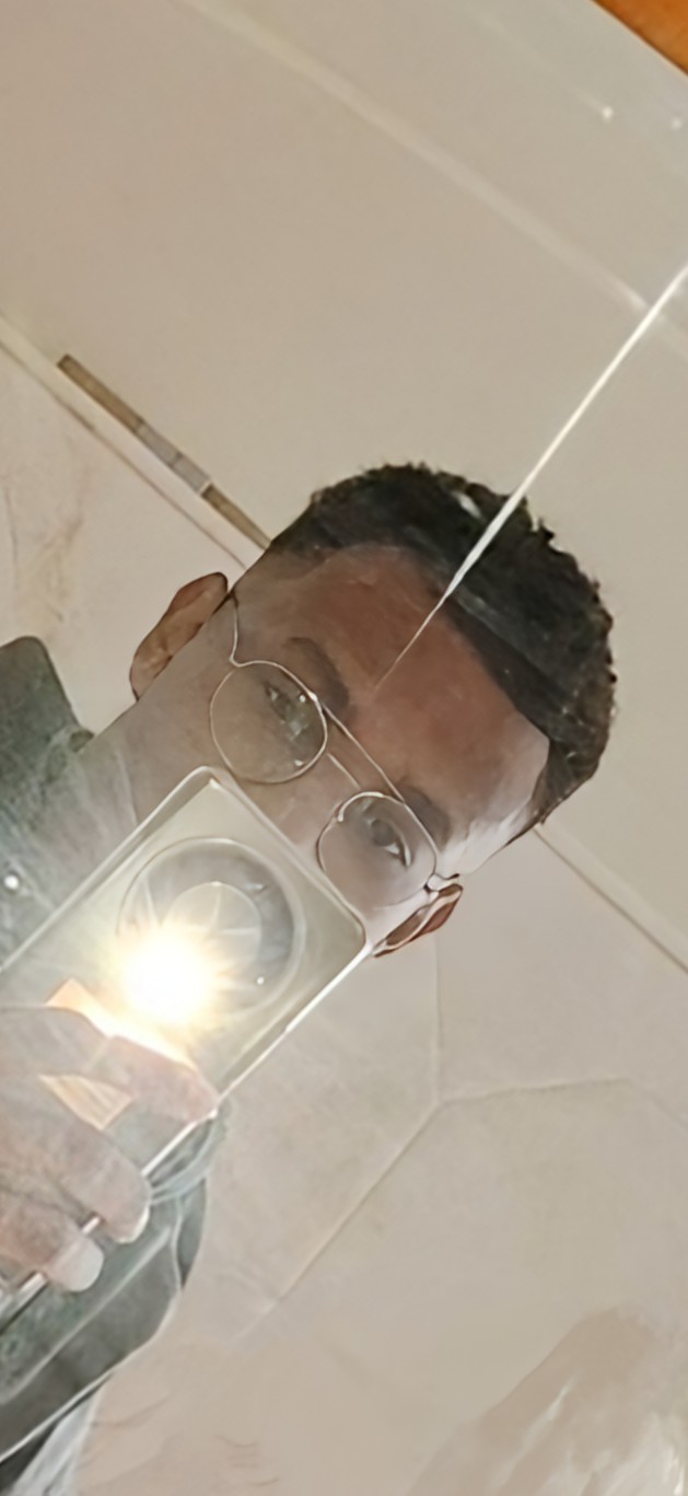 Profil de Maywen, 33 ans, Gay male à Veyrier (Genève)