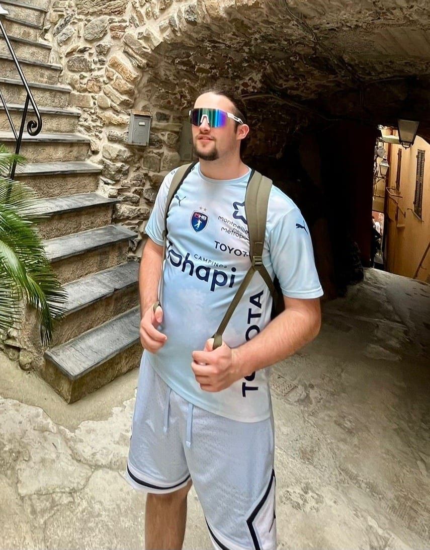 Profil de Thimothe, 30 ans, Gay male à Vésenaz (Genève)