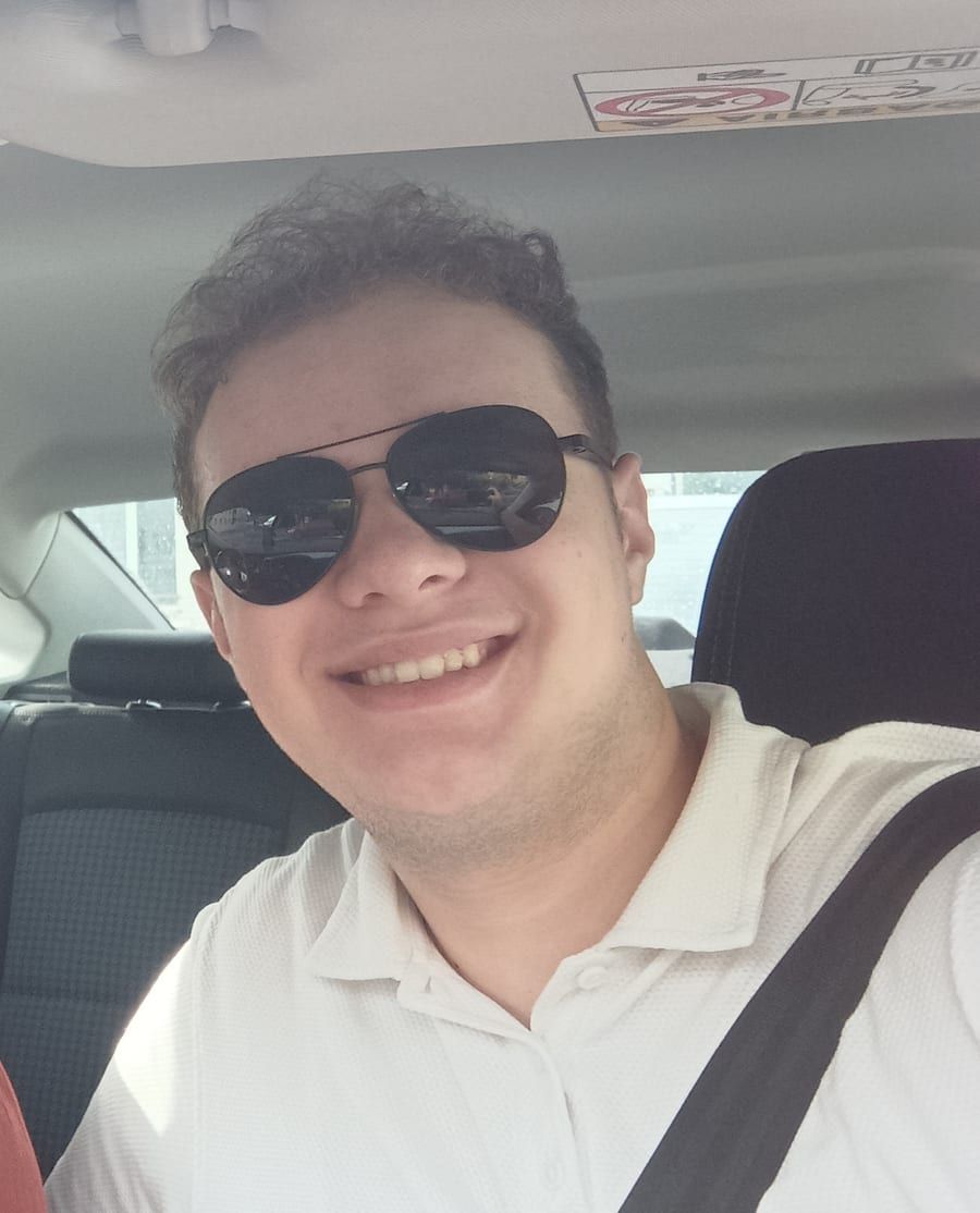 Maysan - Gay male à Susch Profil de Maysan, 43 ans, Gay male à Susch (Grisons)