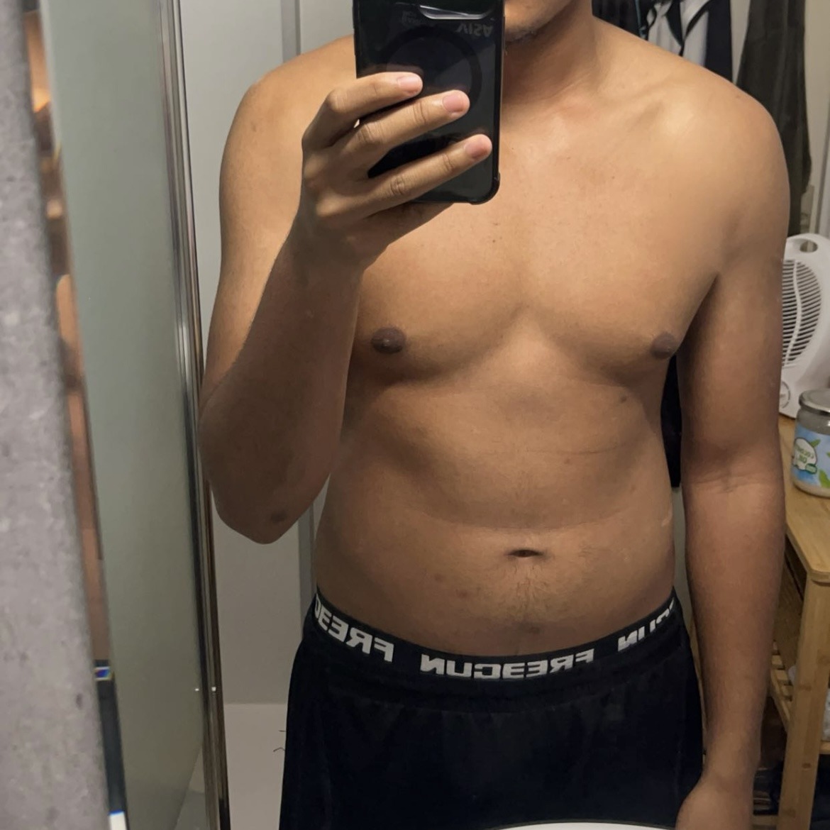 Profil de Iman, 22 ans, Gay male à Vira (Gambarogno) (Tessin)