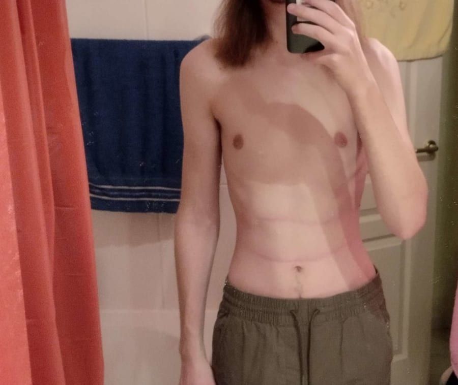 Kimi - Gay male à Schattenhalb Profil de Kimi, 29 ans, Gay male à Schattenhalb (Berne)