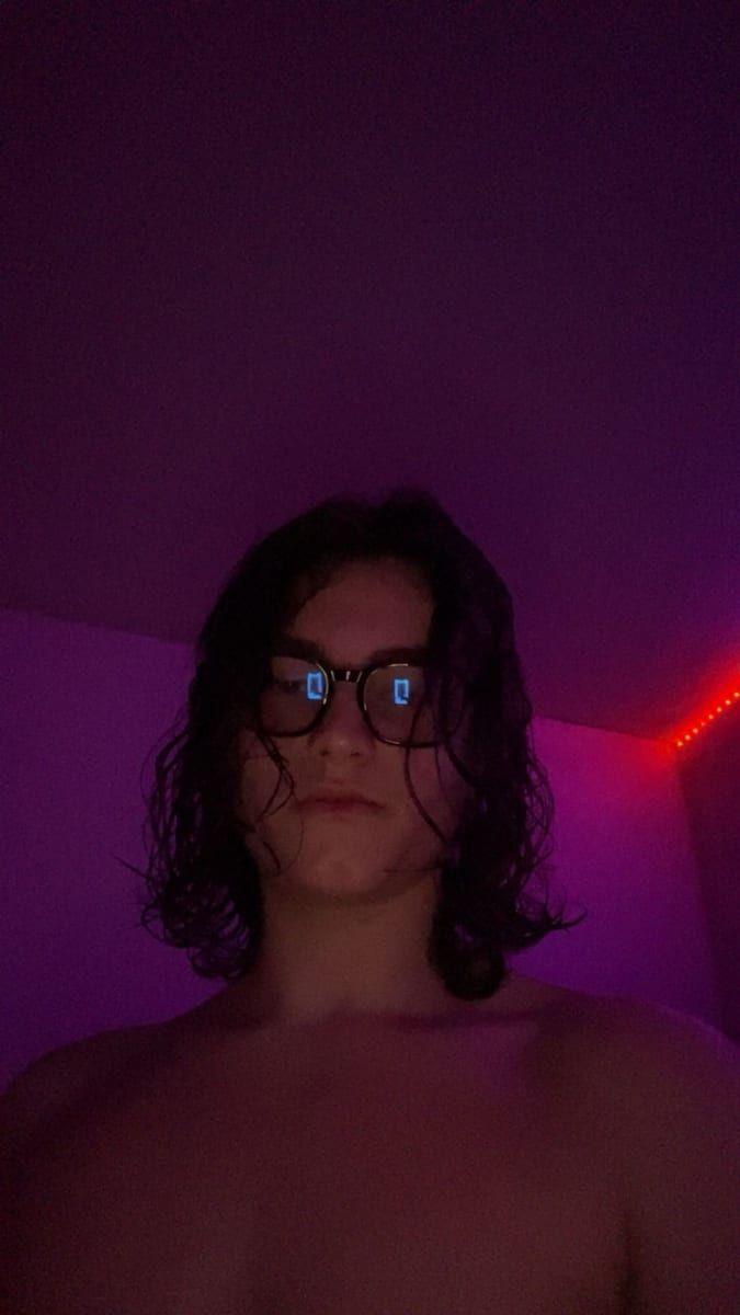 Matisse - Gay male à Dalin Profil de Matisse, 38 ans, Gay male à Dalin (Grisons)
