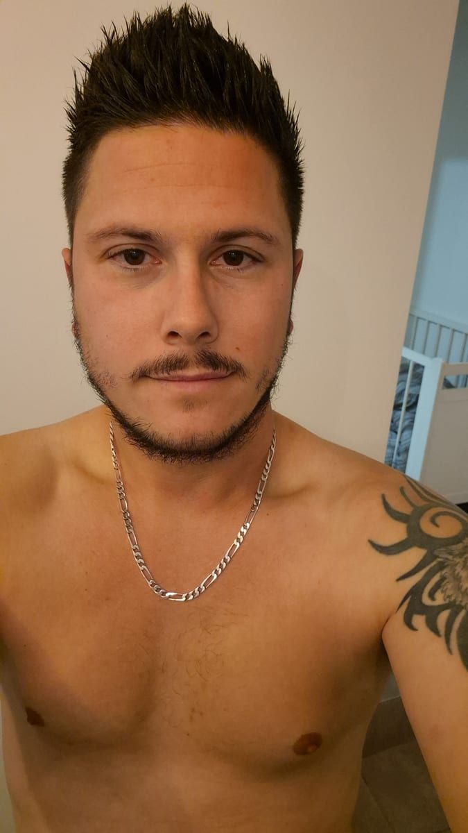 Profil de Brooklyn, 23 ans, Gay male à Wilen b. Wollerau (Schwytz)